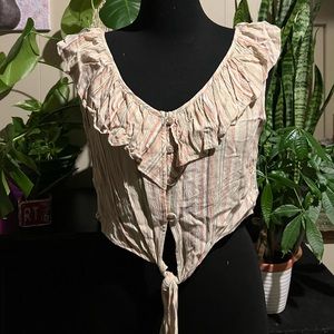 Derek heart button up crop top with tie. Size large
